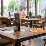 Plaza Blankenburg Ditzingen, Sure Collection