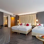 Hotel Plaza Blankenburg Ditzingen, Sure Collection 4*