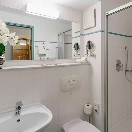 Plaza Blankenburg Ditzingen, Sure Collection Otel 4*