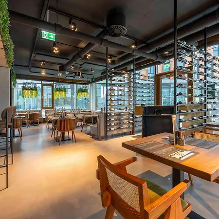 Plaza Blankenburg Ditzingen, Sure Collection Hotel 4*