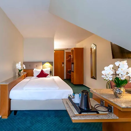 Plaza Blankenburg Ditzingen, Sure Collection 4*