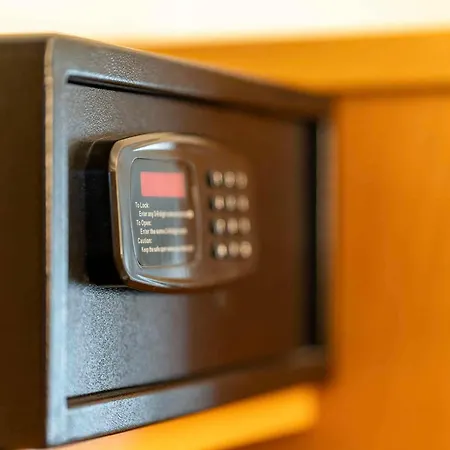 Otel Plaza Blankenburg Ditzingen, Sure Collection 4*