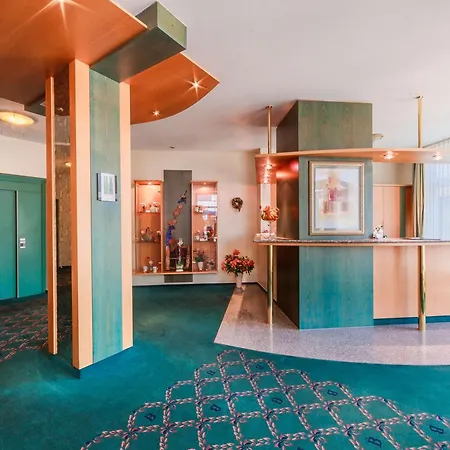 Plaza Blankenburg Ditzingen, Sure Collection Otel