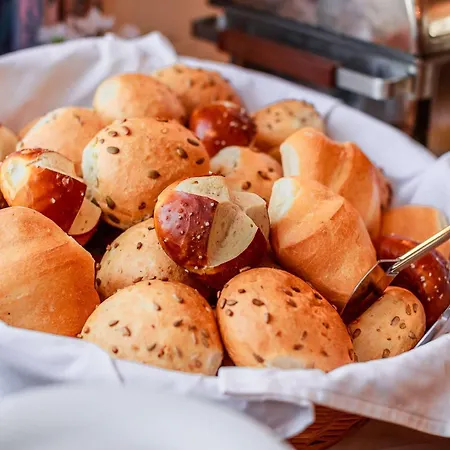 Plaza Blankenburg Ditzingen, Sure Collection 4*