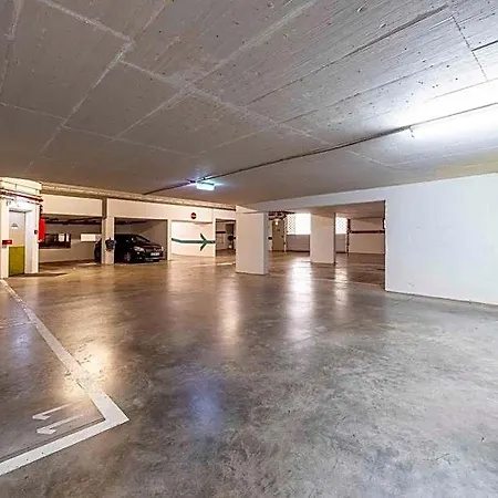 Plaza Blankenburg Ditzingen, Sure Collection