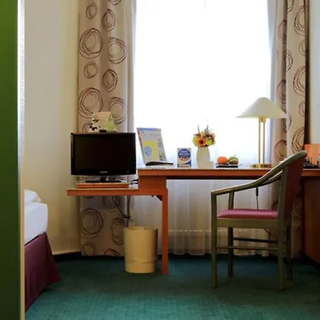 Plaza Blankenburg Ditzingen, Sure Collection