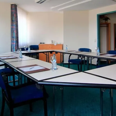 Otel Plaza Blankenburg Ditzingen, Sure Collection