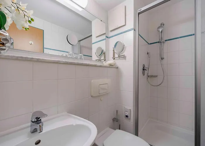 Plaza Blankenburg Ditzingen, Sure Collection 호텔 딧칭엔