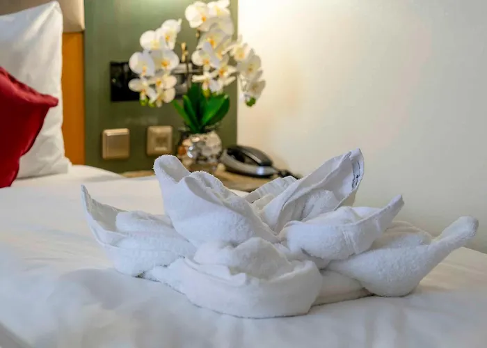 호텔 Plaza Blankenburg Ditzingen, Sure Collection 딧칭엔