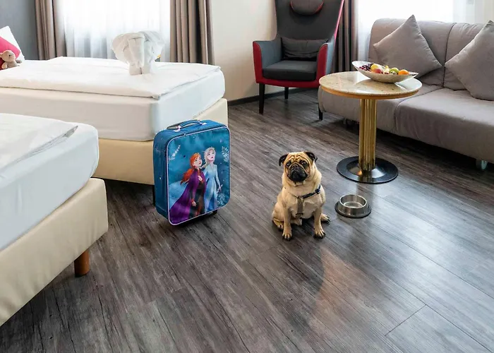 호텔 Plaza Blankenburg Ditzingen, Sure Collection 딧칭엔