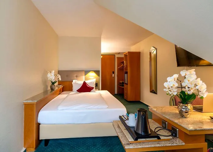 Plaza Blankenburg Ditzingen, Sure Collection 호텔 4*