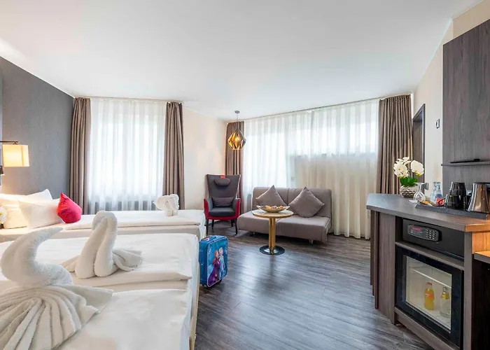 Plaza Blankenburg Ditzingen, Sure Collection 4* 딧칭엔