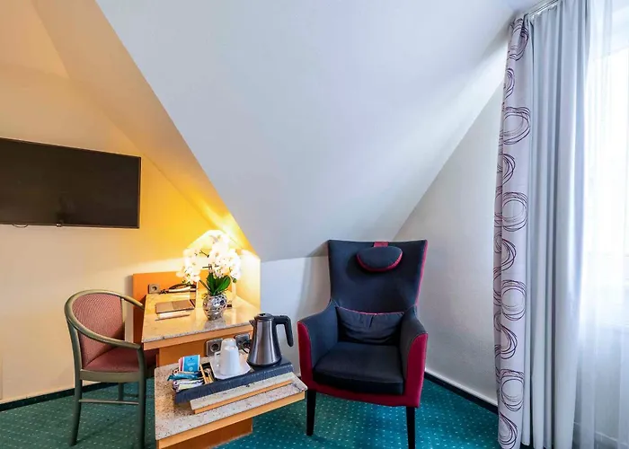 호텔 Plaza Blankenburg Ditzingen, Sure Collection 4*