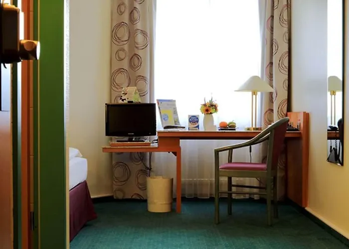 Plaza Blankenburg Ditzingen, Sure Collection