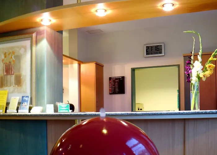 호텔 Plaza Blankenburg Ditzingen, Sure Collection 딧칭엔