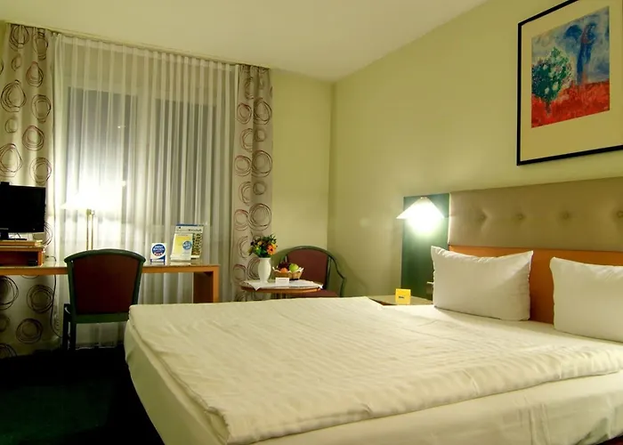 Plaza Blankenburg Ditzingen, Sure Collection 호텔 딧칭엔